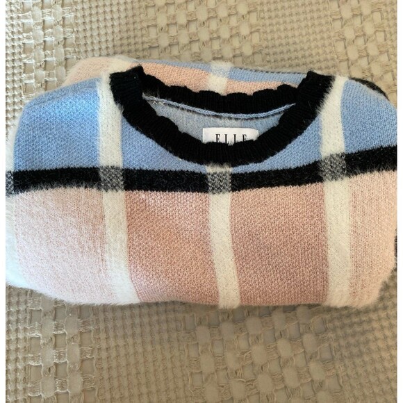 Elle Sweater Womens Size Medium Plaid Pink Blue Design Scalloped Neck Crewneck - Picture 8 of 9